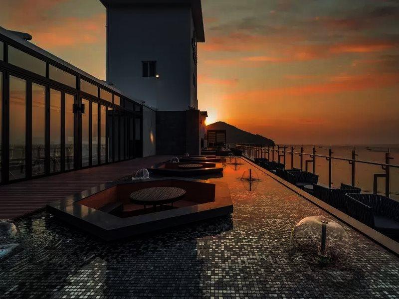 Stubborn Hotel Geoje Exterior foto